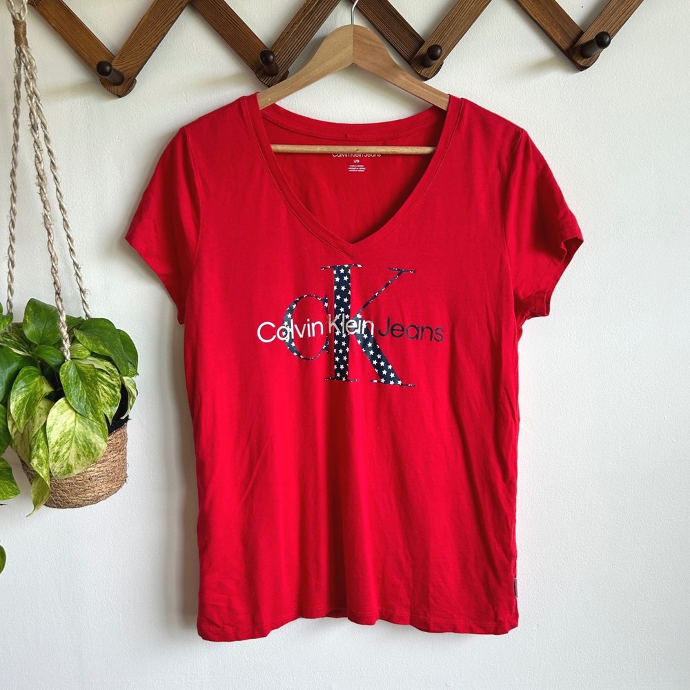Calvin Klein Jeans Womens Red V-Neck Graphic Logo Star Print T-Shirt Large USA